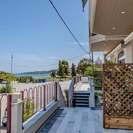 Take Me Here With A Sea View By Salt Apartments Volos Exterior photo